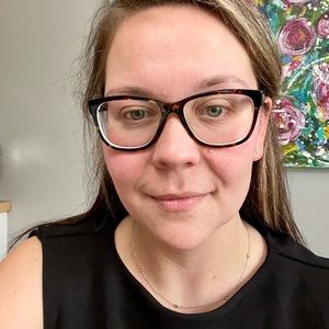 Meet your Posher, Tiffany